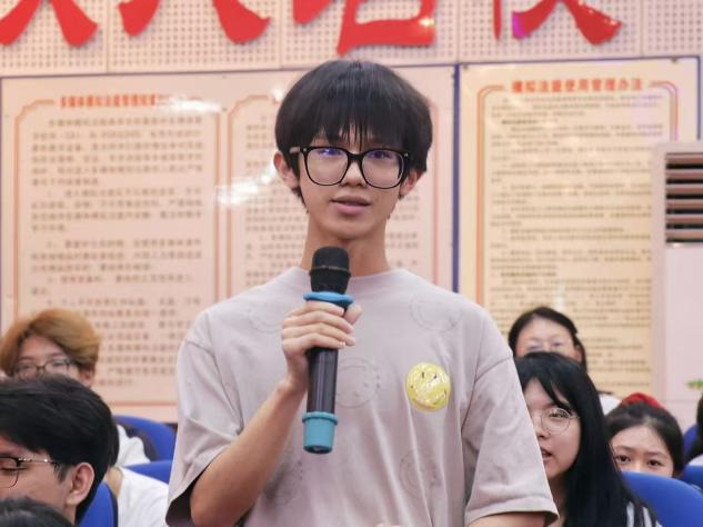 提问人.png